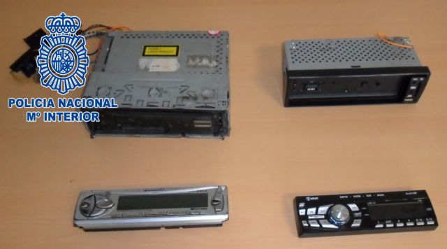 La Policía Nacional detiene a los autores de numerosos robos con fuerza en interior de vehículos en Murcia