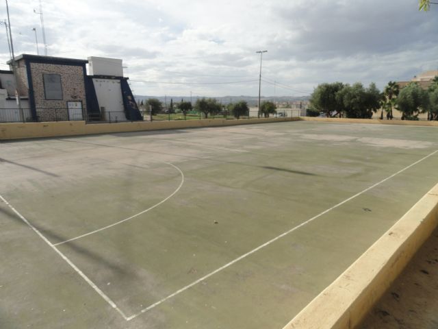 El Grupo Socialista vuelve a reclamar el acondicionamiento de la pista deportiva de Sangonera la Verde
