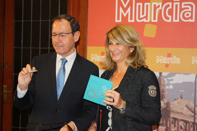 El Presupuesto de 2015 cierra el ciclo de ajustes y abre un cambio de tendencia hacia la reactivación económica