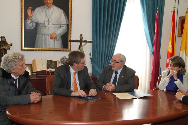 La UCAM y Siemens crean una Cátedra en Radiología