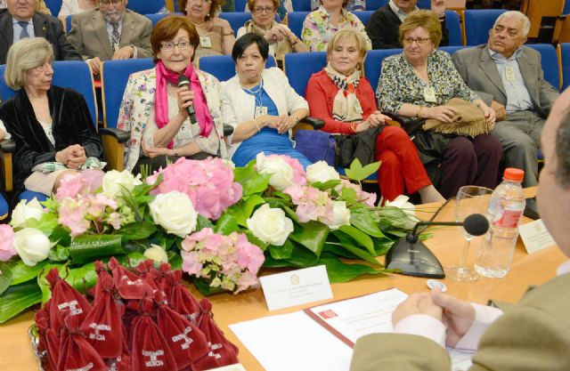 Bodas de oro de la promoción de titulados en Filosofía y Letras por la Universidad de Murcia