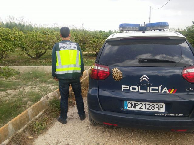 La Policía Nacional detiene a tres personas por explotar laboralmente a extranjeros en situación irregular