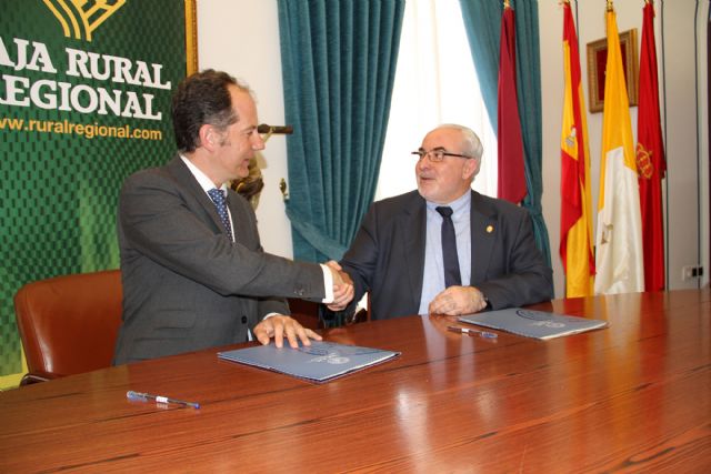 Caja Rural Regional ofrecerá a los estudiantes de la UCAM una financiación especial