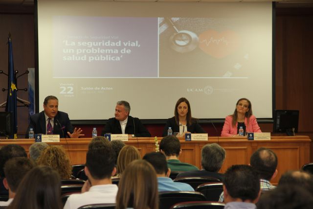 'El 39% de los conductores fallecidos dio positivo en alcohol o drogas'