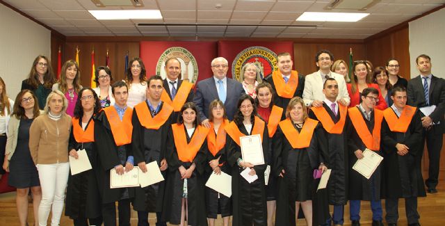 La UCAM gradúa a la segunda promoción de estudiantes del programa CAPACITAS