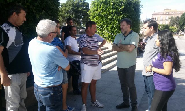 Cambiemos Murcia pide incluir cláusulas sociales en los contratos municipales