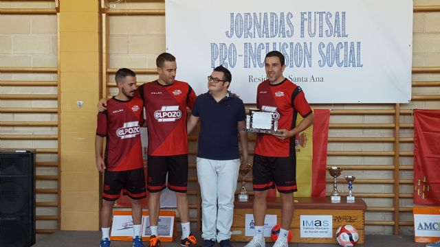 José Ruiz, Lolo Suazo y Juampi en las I Jornadas Futsal Pro-Inclusión Social Residencia Santa Ana