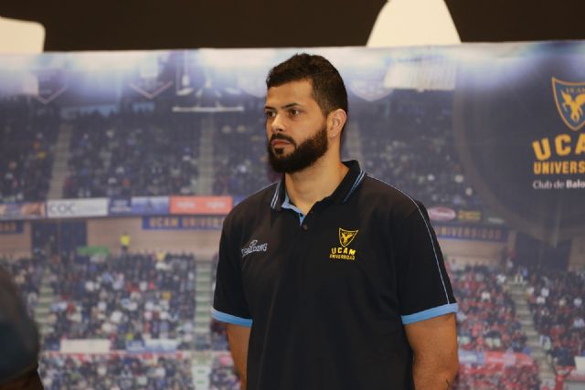 'He vuelto porque aquí me siento feliz y sonrío'