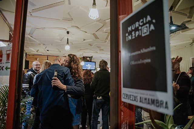 La nueva edición de 'Miradas' muestra el Barrio del Carmen a través del objetivo de Álex Lafuente