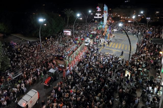 La 7 se vuelca con las fiestas de primavera con más de 30 horas en directo