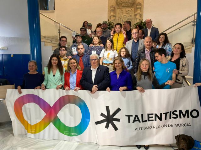 Política Social promueve la autonomía y la inclusión de más de 1.300 personas con autismo en la Región de Murcia