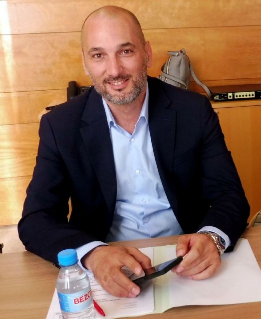 ´Murcia Inicia´ pone en marcha el programa de asesoramiento con los Colegios Profesionales de Economistas y de Graduados Sociales