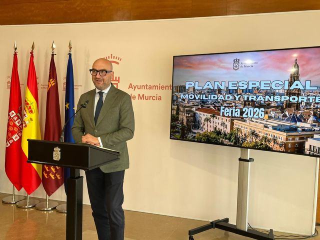 El Plan Especial de Movilidad de la Feria contará con más de 8.500 plazas gratuitas de aparcamiento al día, lanzadera y refuerzo del transporte público