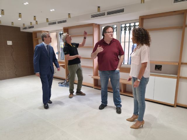 Murcia inaugurará en las próximas semanas la renovada Oficina Municipal de Información Turística en la Plaza de Belluga