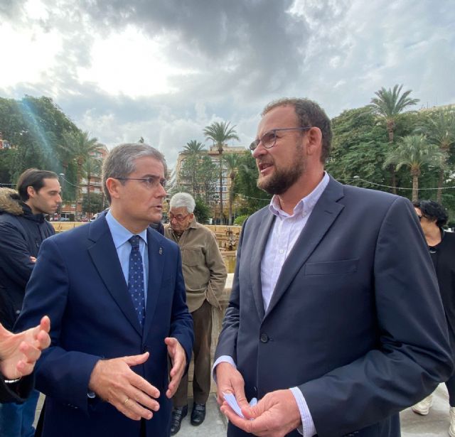 Los socialistas dejan a los murcianos sin Árbol de Navidad por segundo año consecutivo