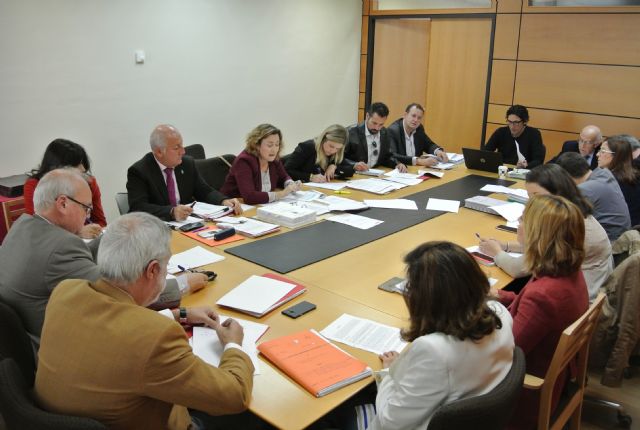 El Ayuntamiento velará para que no haya demoras en el pago a los trabajadores de Ayuda a Domicilio