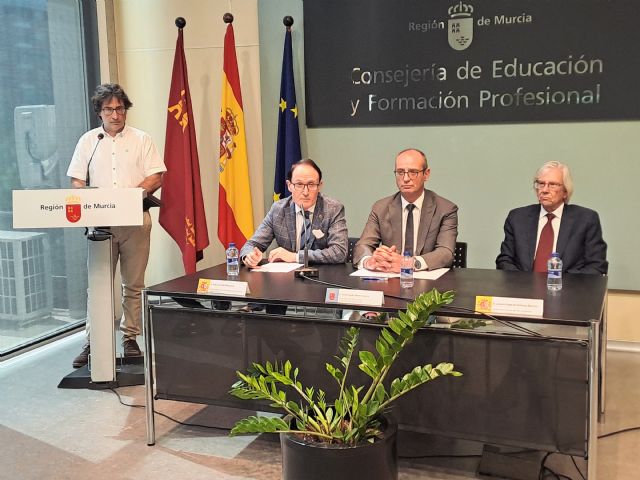 Más de 3.300 alumnos participan este curso en las charlas educativas del programa 'El Fiscal Contigo'