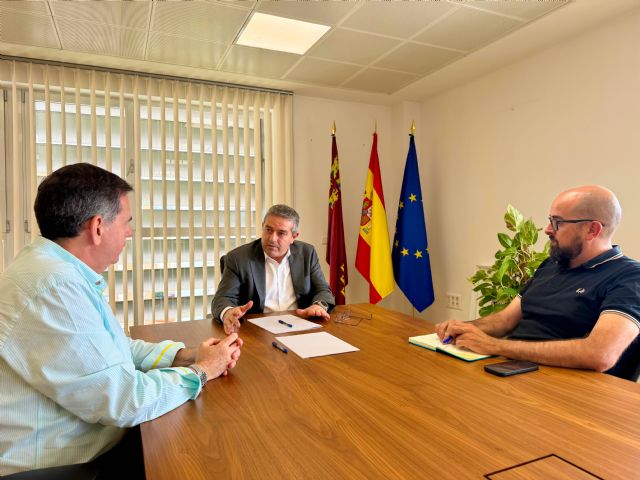 El Gobierno regional y Ailimpo analizan los retos fitosanitarios del limón murciano