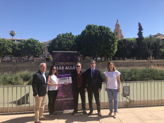 La Asociación Murciana de Disfagia Infantil y Botón Gástrico recibe 2.000 euros del Congreso Más Allá