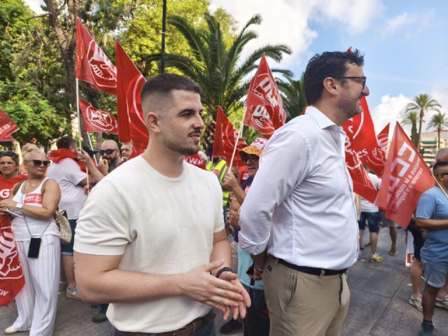 El PSOE denuncia que el Gobierno de López Miras está condenando a la Región de Murcia a tener el peor transporte público del país
