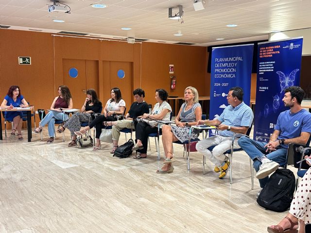 Culmina la deliberación del XXXIII Concurso de Proyectos Empresariales 'Murcia 1200' con 70.000 euros en premios y 41.000 en becas