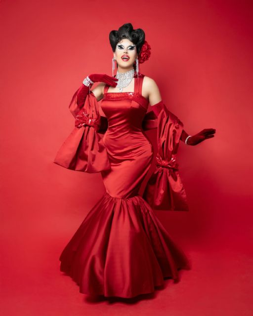'Divas y Reinas: Especial Navidad' llenará de brillo, humor televisivo y cultura drag la Sala REM el 7 de diciembre