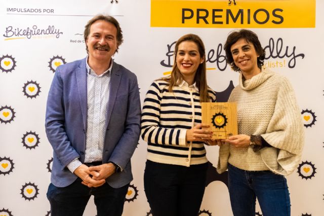 Murcia recibe el premio 'Bikefriendly 2023' de educación y promoción por la Biciescuela
