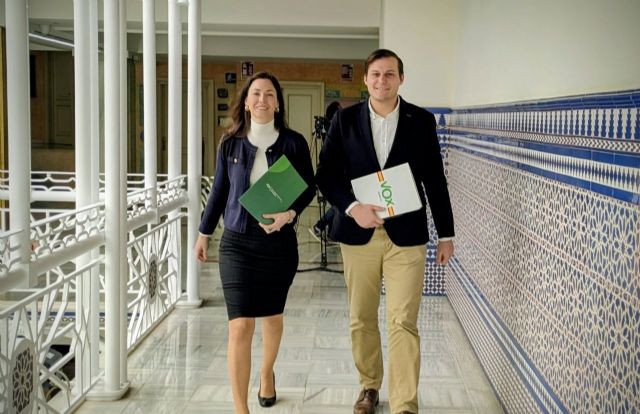 VOX saca adelante en la Asamblea el Plan de Retorno del Talento Joven y los Premios Regionales a la Innovación