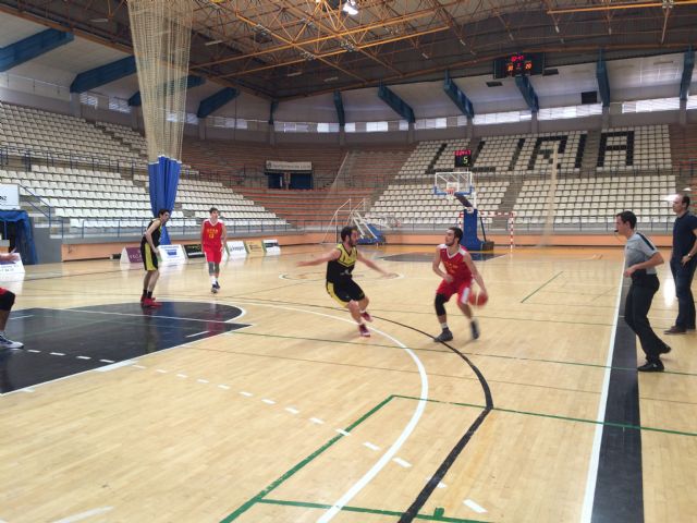 El UCAM Murcia CB cae en Llíria en un encuentro en el que no le salieron las cosas