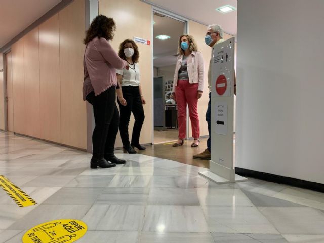 El Ayuntamiento mantiene la celebración de matrimonios civiles gracias al uso de las nuevas tecnologías y la incorporación de nuevas fechas en el calendario nupcial