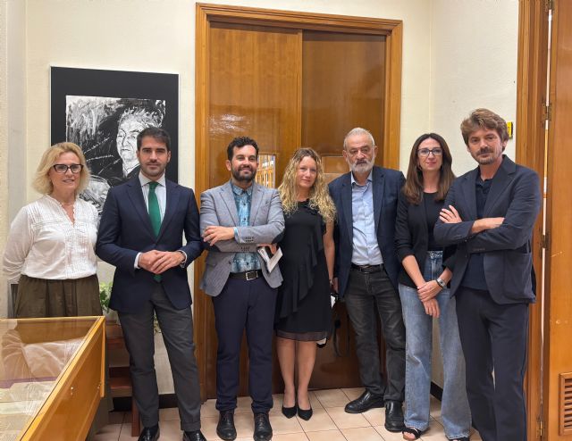 El Archivo Municipal de Murcia abre sus puertas a una exposición dedicada a cuatro grandes escritores que fueron portada del suplemento Ababol de LA VERDAD