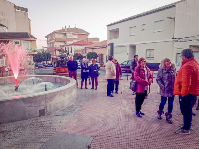 El Ayuntamiento renueva al completo la fuente ornamental del jardín Padre Hellín Las Heras de Javalí Viejo