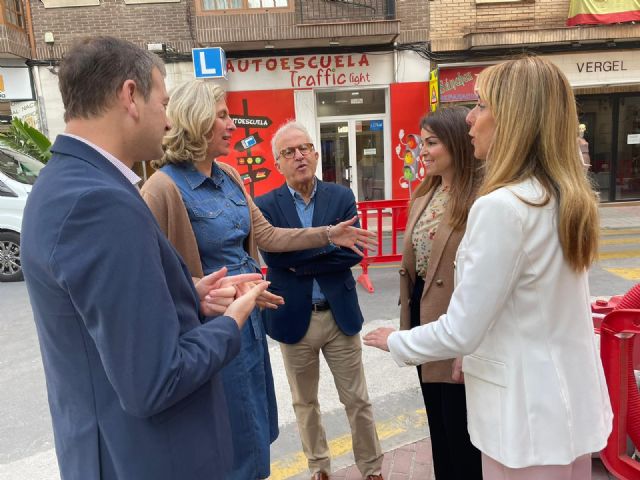 El PP integrará el tranvía y el autobús con el nuevo modelo de transporte que implantará junto a los vecinos