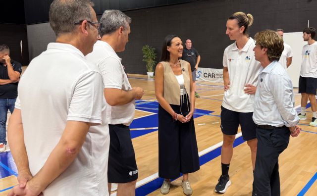 Arranca en el CAR Región de Murcia el campus de baloncesto que promueve la internacional murciana Laura Gil