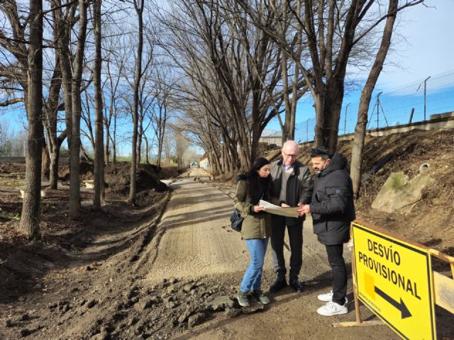 Comienzan las obras de la Senda Verde en el Riacho de la Morda acondicionando los caminos para el disfrute de los peatones