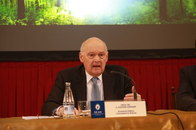 'En España existe una falta de liderazgo político'