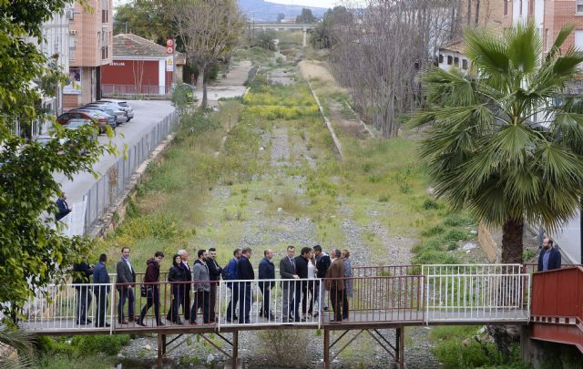 El antiguo trazado ferroviario entre Los Ramos y Los Dolores se convertirá en un pulmón verde y zona de ocio para todos los vecinos