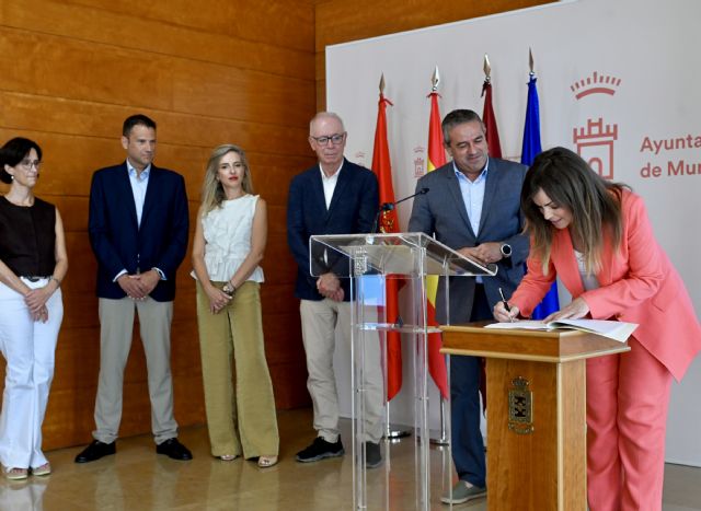 Murcia y la CARM firman un protocolo para impulsar inversiones hidráulicas estratégicas en el municipio