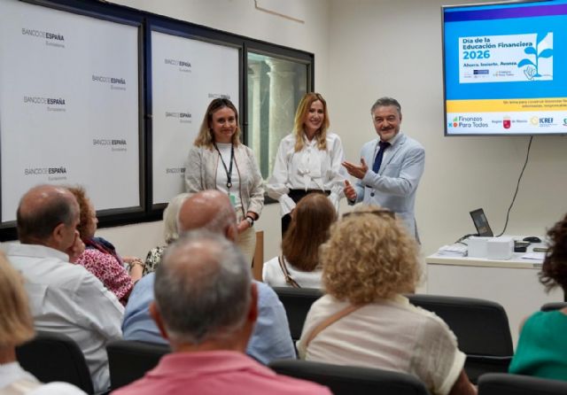 La Comunidad y el Banco de Espa&ntilde;a forman a 300 mayores para reforzar su seguridad frente al fraude financiero