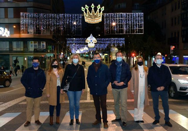 La Navidad ya brilla en la Gran Vía