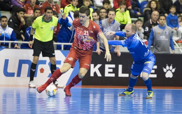 Marinovic, antes de viajar a Santiago: 'Todos queremos mantener el segundo puesto'