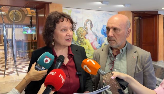 Podemos e IU cargan contra el nuevo reglamento del Grupo Mixto: 'Es un pago del PP por los servicios de Antelo'