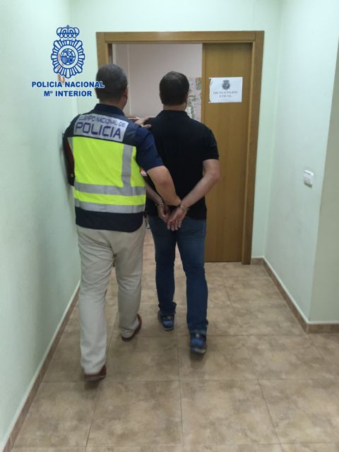 Dos hermanos detenidos por un robo con violencia en un parque