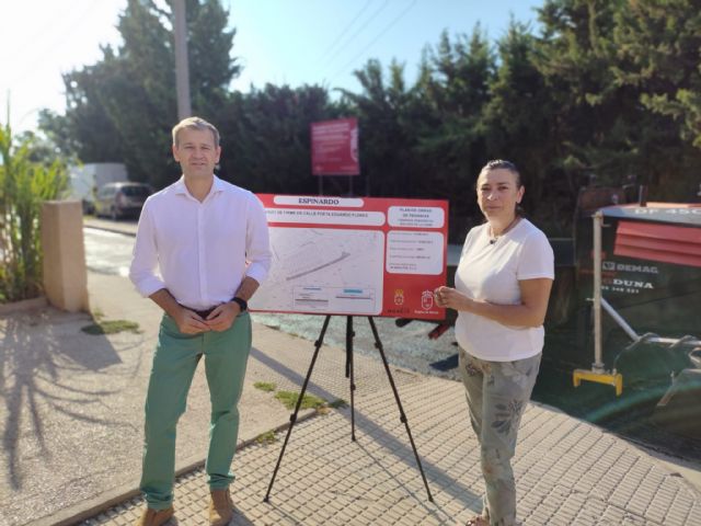 El Ayuntamiento continúa su inversión en pedanías con el refuerzo del firme en una calle de Espinardo