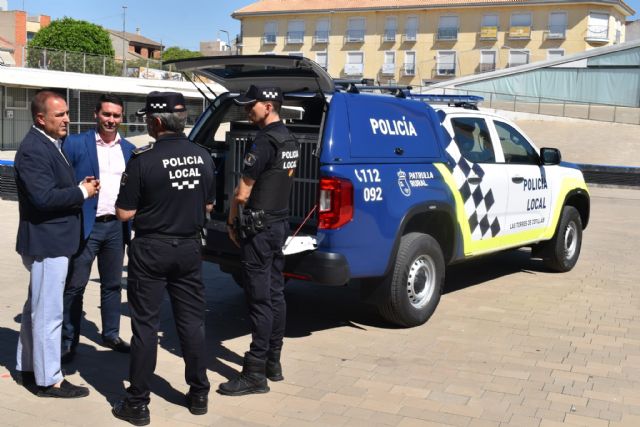 La Comunidad financia un nuevo vehículo policial para reforzar la seguridad en zonas rurales de Las Torres de Cotillas