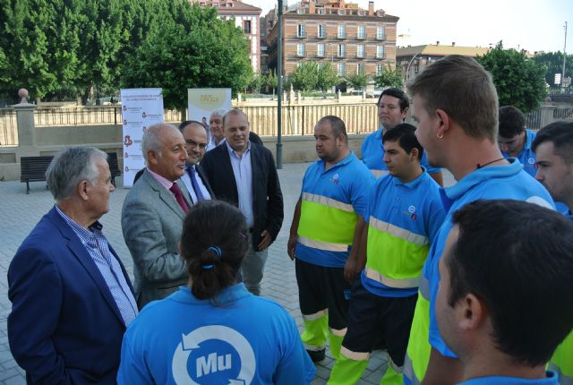 13 jóvenes con discapacidad intelectual realizarán prácticas en el Servicio de Limpieza Viaria
