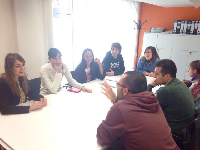 El Club de Idiomas Senior pone en marcha  nuevos grupos de inglés, francés, alemán y árabe