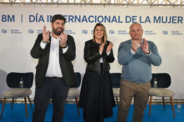 López Miras: 'Hoy Espa&ntilde;a es un país peor para ser mujer que en 2017'