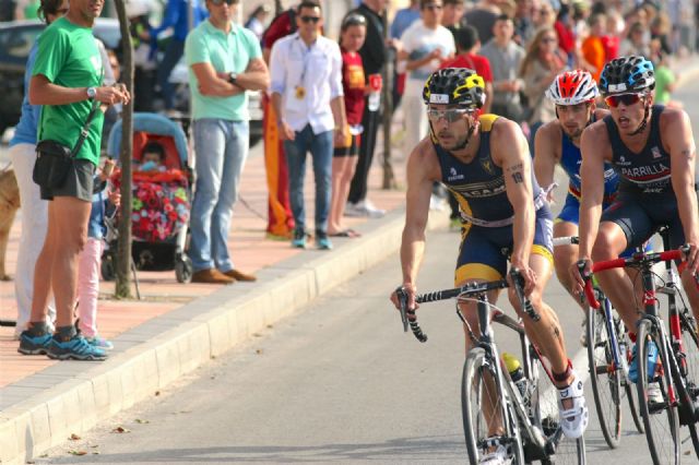 Triple medalla para la UCAM en el Campeonato de España Universitario de triatlón