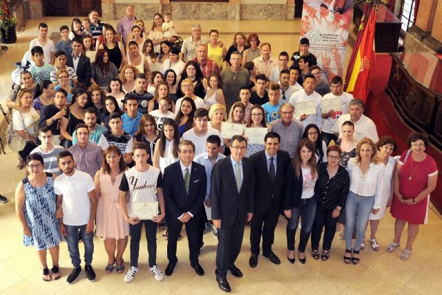 Jóvenes cualificados y altamente motivados